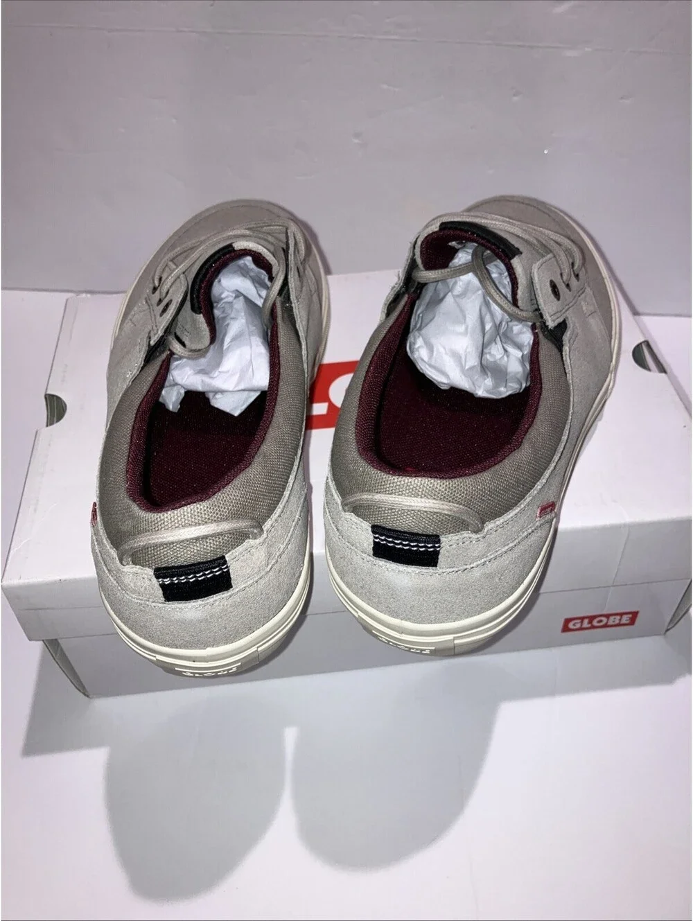 Globe Attic Skateboard Shoes  Warm Grey/ Antique Men’s Size 8 NEW